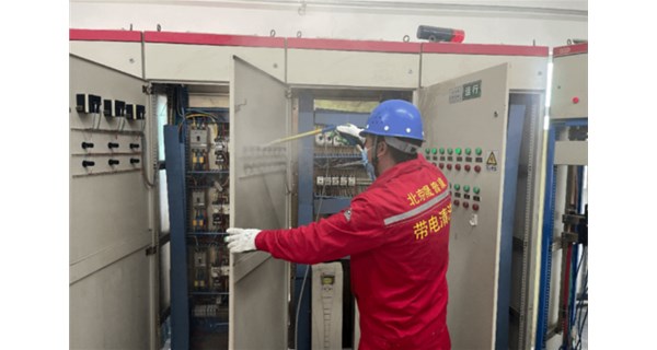 别扔！用了10年的西门子变频器，带电清洗后再用3年
